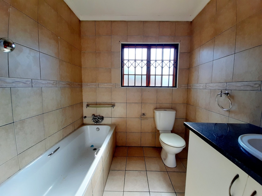 3 Bedroom Property for Sale in Vaalpark Free State